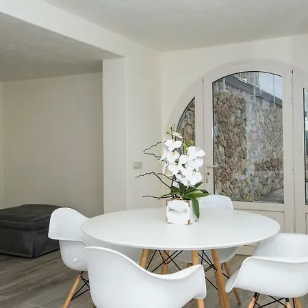 빌라 Charming In The Hills, Private Pool, Sea View, Dream Panorama 카마이오레