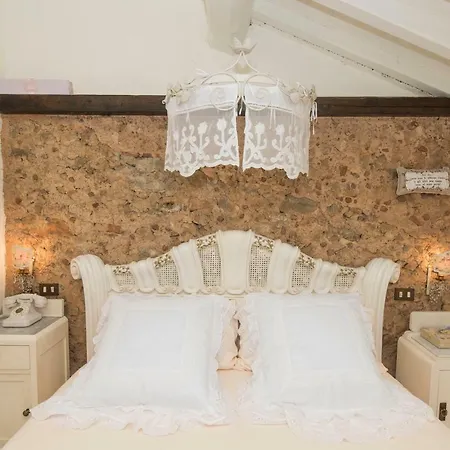 빌라 Charming In The Hills, Private Pool, Sea View, Dream Panorama 카마이오레