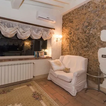 Charming In The Hills, Private Pool, Sea View, Dream Panorama * 카마이오레